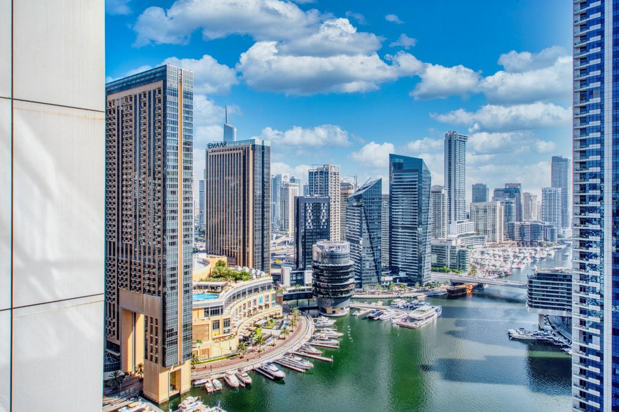 Apartamento Iconic 2Br With Marina Views Dubái Exterior foto